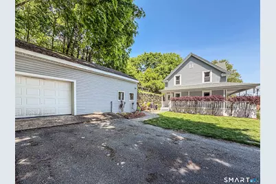 100 Merchants Avenue, Norwich, CT 06380 - Photo 5