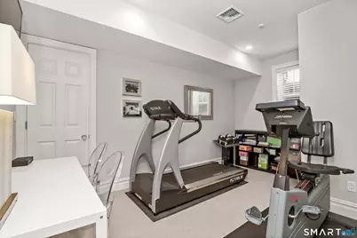 24 Orchard Place #B, Greenwich, CT 06830 - Photo 9