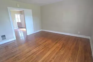 242 Enfield St, Hartford, CT 06112 - Photo 3
