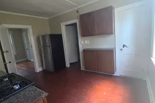 242 Enfield St, Hartford, CT 06112 - Photo 9