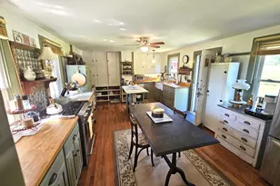 187 Dye Hill Rd, Hopkinton, RI 02832 - Photo 7