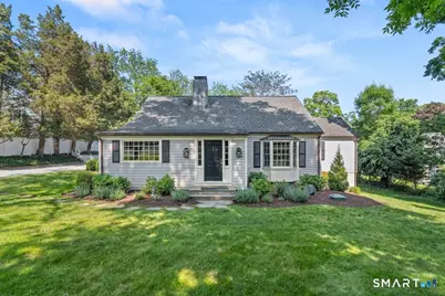 28 East Lane, Darien, CT 06820 - Photo 1