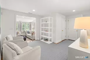 28 East Ln, Darien, CT 06820 - Photo 11