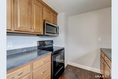 25 Amity Street, Meriden, CT 06450 - Photo 17
