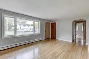 25 Amity St, Meriden, CT 06450 - Photo 21