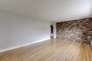 25 Amity St, Meriden, CT 06450 - Photo 19