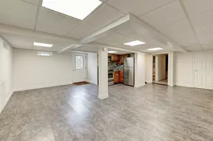 25 Amity St, Meriden, CT 06450 - Photo 35