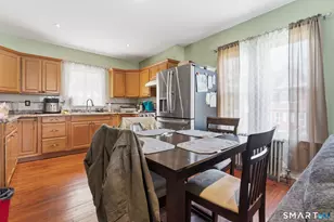 118 Blackhall St, New London, CT 06320 - Photo 9
