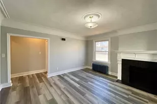 12 Lorraine St, Hartford, CT 06105 - Photo 3
