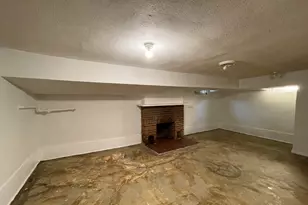 12 Lorraine St, Hartford, CT 06105 - Photo 15