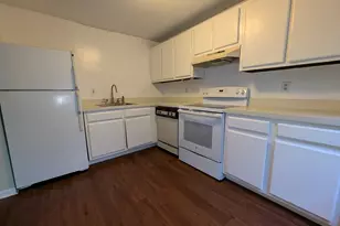 7 Padanaram Rd, Danbury, CT 06811 - Photo 3