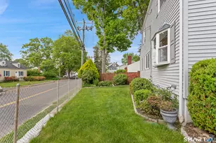 116 Stuart Ave, Norwalk, CT 06850 - Photo 27