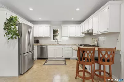116 Stuart Avenue, Norwalk, CT 06850 - Photo 5