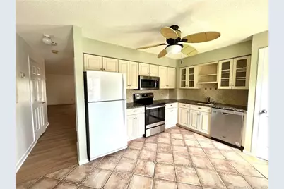 1410 Whitney Avenue #B2, Hamden, CT 06517 - Photo 3