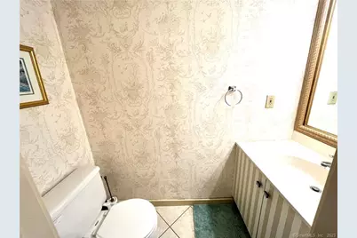 1410 Whitney Avenue #B2, Hamden, CT 06517 - Photo 5