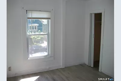 27 Lilac Street #2, New Haven, CT 06511 - Photo 5