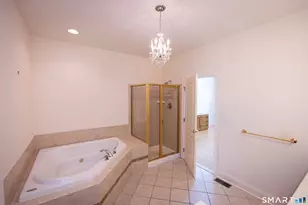 108 Imperial Ct, Trumbull, CT 06611 - Photo 15