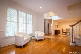 108 Imperial Ct, Trumbull, CT 06611 - Photo 7