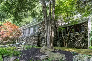 60 Leach Hollow Rd, Sherman, CT 06784 - Photo 5