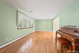 20 Saxton Brook Dr, Simsbury, CT 06070 - Photo 11