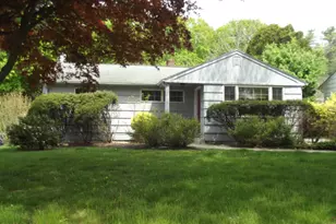 14 Overlook Ave, Groton, CT 06335 - Photo 1