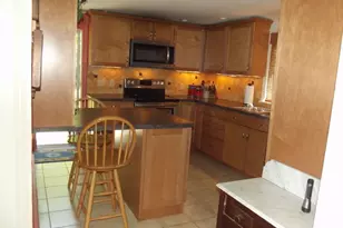 14 Overlook Ave, Groton, CT 06355 - Photo 3