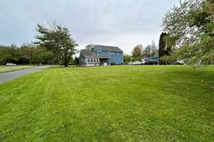890 Daniels Farm Rd, Trumbull, CT 06611 - Photo 3