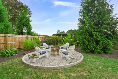 215 Old Post Road, Fairfield, CT 06824 - Photo 37