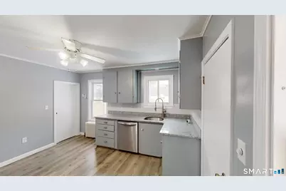 55 Mechanics Street, Putnam, CT 06260 - Photo 13