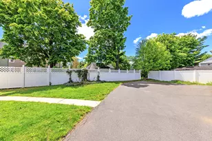 89-91 Maplewood Ave, West Hartford, CT 06119 - Photo 19