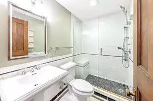 1 Linden Pl, Hartford, CT 06106 - Photo 25