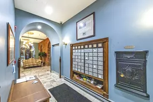 1 Linden Pl, Hartford, CT 06106 - Photo 7