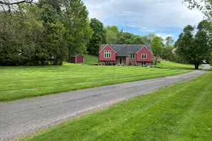 43 Flynn Ln, Middletown, CT 06457 - Photo 1