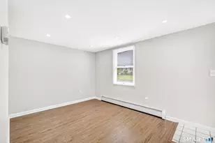 221 Meadows End Rd, Milford, CT 06460 - Photo 7