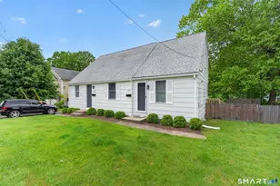 221 Meadows End Rd, Milford, CT 06460 - Photo 3