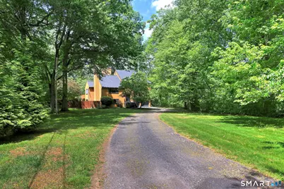 40 Morning Glory Terrace, Stratford, CT 06614 - Photo 3
