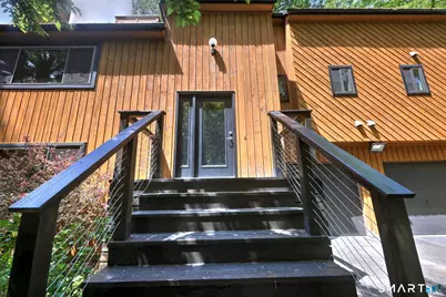 40 Morning Glory Terrace, Stratford, CT 06614 - Photo 5