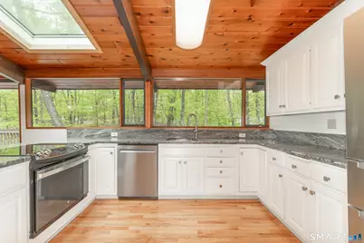 11 Forest Trail, Woodbridge, CT 06525 - Photo 11