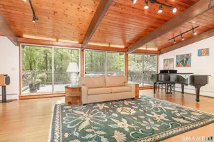 11 Forest Trail, Woodbridge, CT 06525 - Photo 3