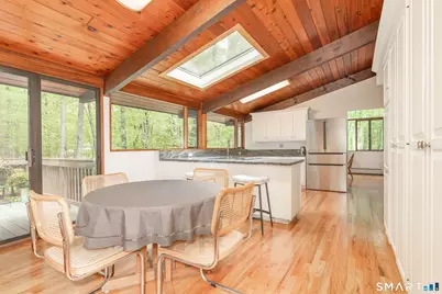 11 Forest Trail, Woodbridge, CT 06525 - Photo 13
