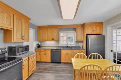 118 Porter Street, Manchester, CT 06040 - Photo 11