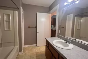 85 Ellis St, New Britain, CT 06051 - Photo 11