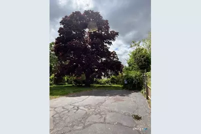 85 Ellis Street, New Britain, CT 06051 - Photo 13