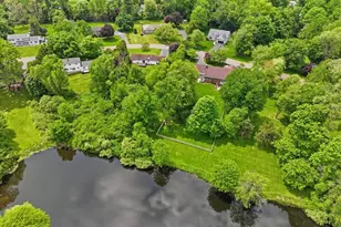 35 Dorchester Ln, Branford, CT 06405 - Photo 5