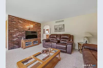 35 Dorchester Lane, Branford, CT 06405 - Photo 11