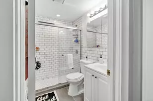 86 Vanguard St, Bridgeport, CT 06606 - Photo 19