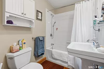 25 Brocketts Point Road, Branford, CT 06405 - Photo 29
