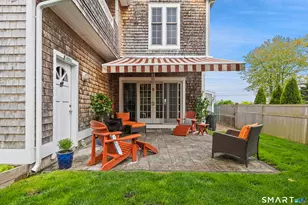 25 Brocketts Point Rd, Branford, CT 06405 - Photo 33