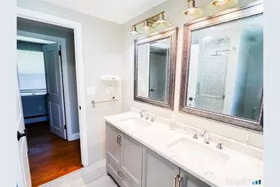 585 Burnham Street, East Hartford, CT 06108 - Photo 23