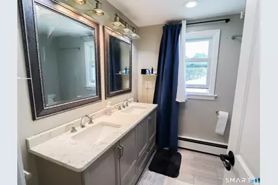 585 Burnham Street, East Hartford, CT 06108 - Photo 25